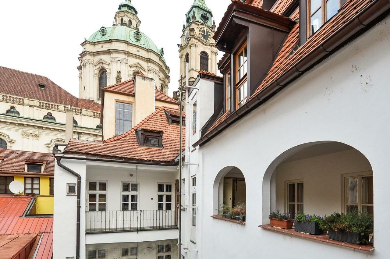 Romantic Apartment Prague Near Charles Bridge Kültér fotó
